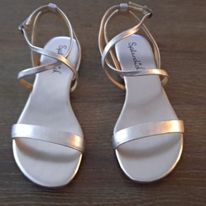 Women's flat silver sandals size 8.5